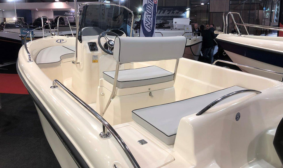 butterfly-30-hp-comfort-8-pax-03-san-stefano-boats-corfu-boat-hire