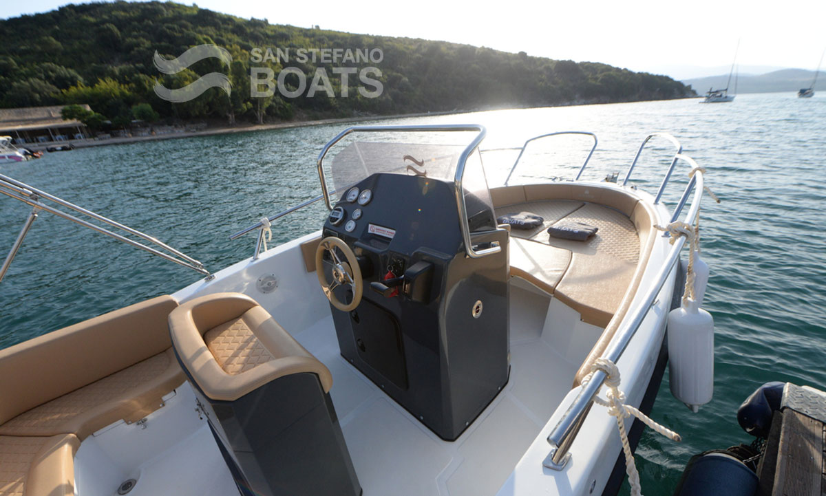 Maverick 175 HP Luxury 9 persons San Stefano Boats - Corfu Boat Hire - San Stefano NE - Avlaki - Kassiopi - Kalami