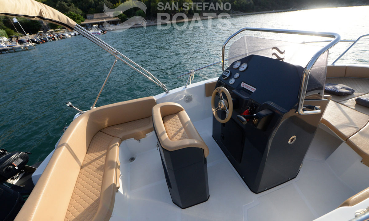 Maverick 175 HP Luxury 9 persons San Stefano Boats - Corfu Boat Hire - San Stefano NE - Avlaki - Kassiopi - Kalami