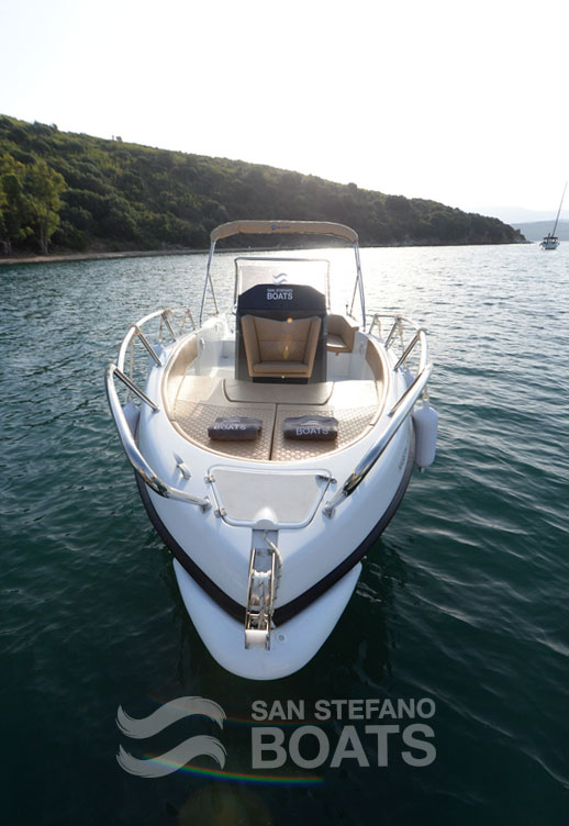 Maverick 175 HP Luxury 9 persons San Stefano Boats - Corfu Boat Hire - San Stefano NE - Avlaki - Kassiopi - Kalami